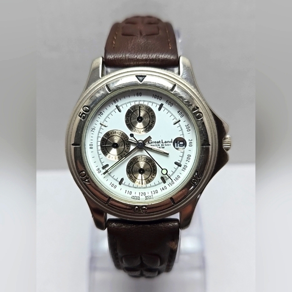 3 Dial Great Land Quartz 2348 St Still Back Wrist Watch Runs New Battery - Picture 1 of 11